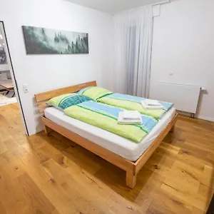Apartment Quiet House - 10 Min Away From Cologne