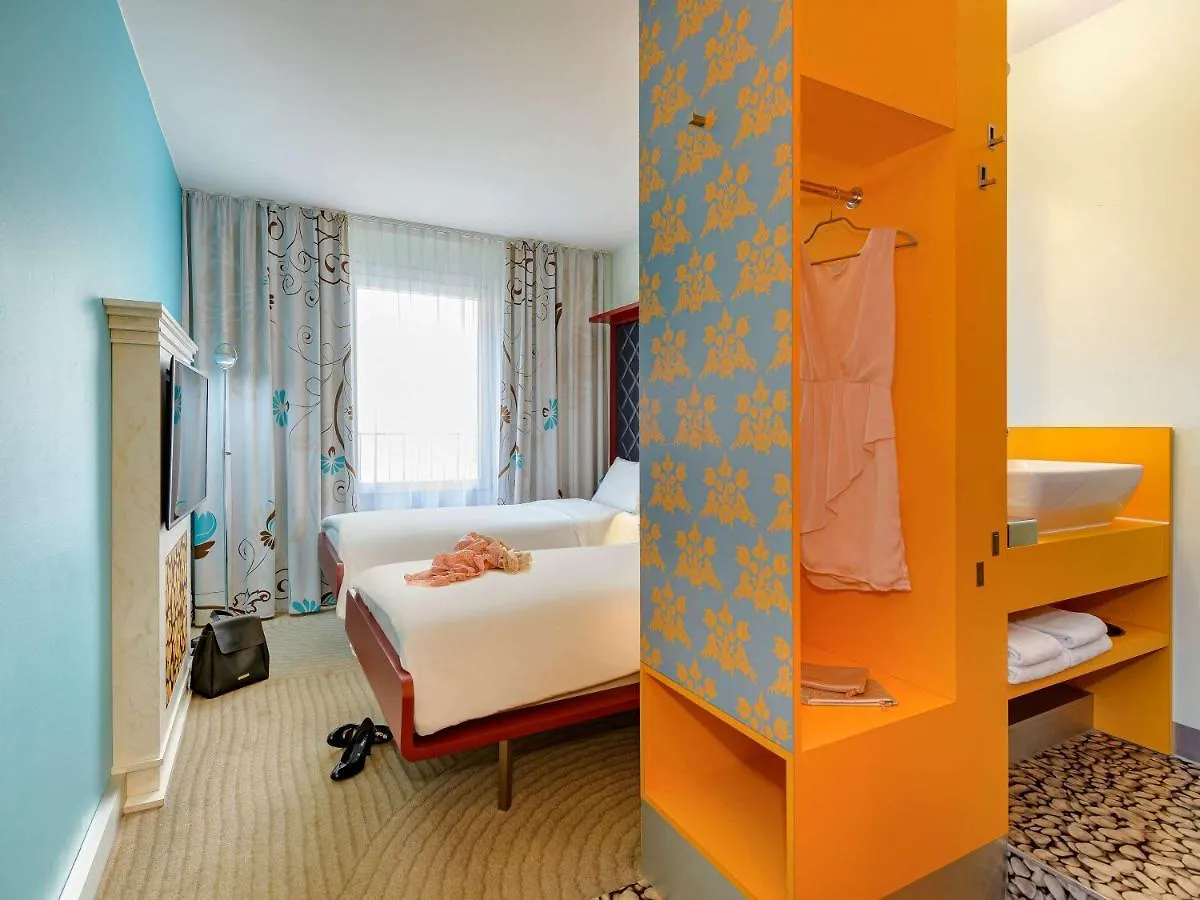 ibis Styles Hotel Berlin Mitte 3*,  Deutschland
