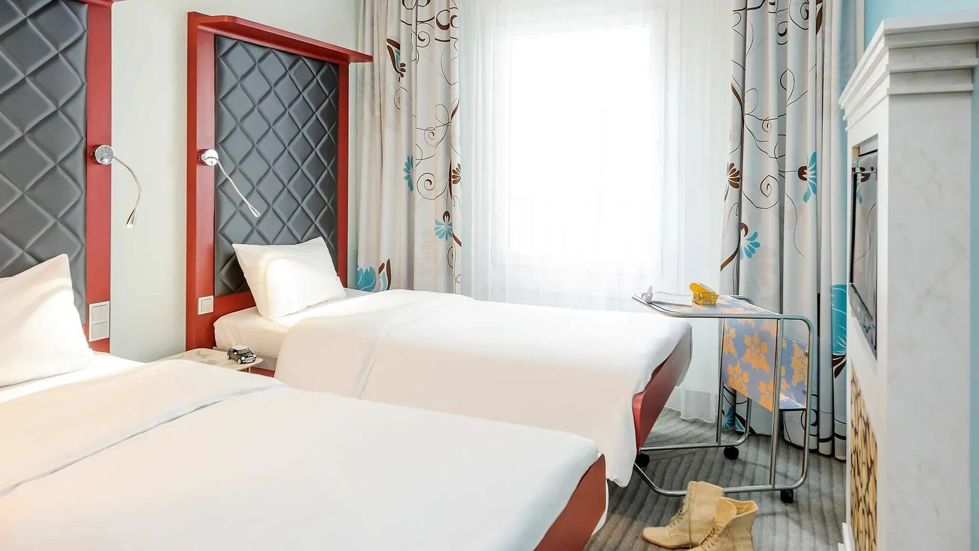 Ibis Styles Hotel Berlin Mitte 3*,  Tyskland